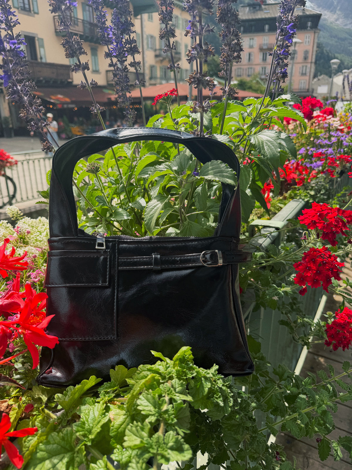 Borsa Élise
